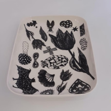 Šķīvis “APZIŅAS SKICES",  27x18cm E. Patmalniece